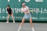 노란 수영복에 섹시한 몸매 어필하는 존예 처자