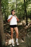 노란 수영복에 섹시한 몸매 어필하는 존예 처자