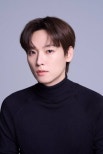 Inseong from SF9 Shines in Musical ‘Oseisa’