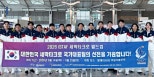 노란 수영복에 섹시한 몸매 어필하는 존예 처자