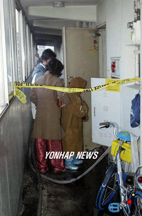 고양 아파트서 가스폭발..일가족 4명 사망