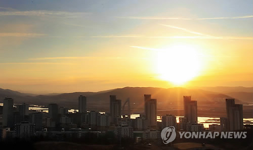 해 뜨는 세종시 첫마을 아파트