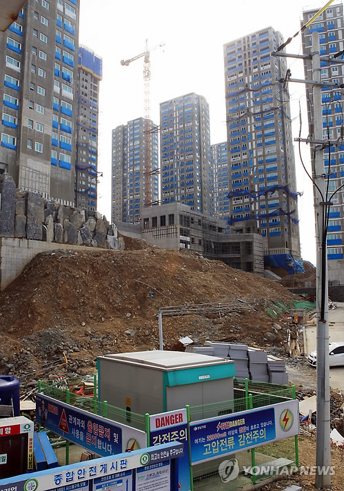 공사 중단된 거제 '경남아너스빌'