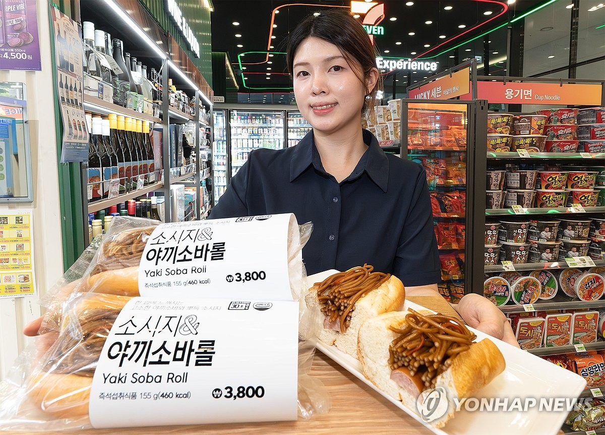 소시지 야끼소바롤