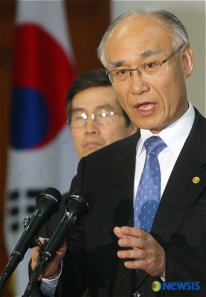 3. Berlin's Integration and Cooperation: Insights from the German Ambassador to Korea 3. Berlin's Integration and Cooperation: Insights from the German Ambassador to Korea