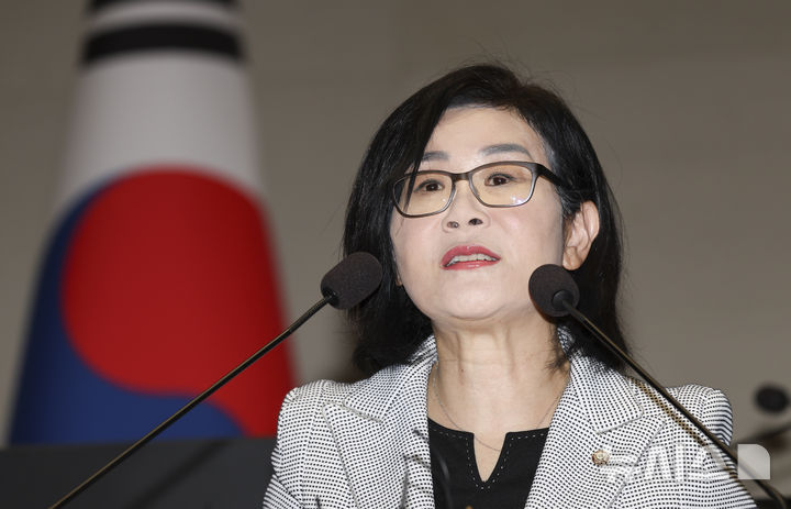 2. 朴槿恵政権時代の女性家族部長官経歴