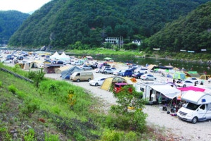 홍천강변캠핑장