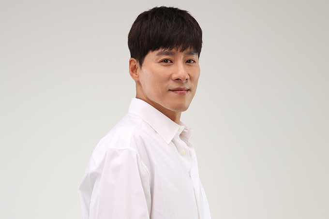 2. The Chuseok Greeting Video and the Start of Plastic Surgery Controversies