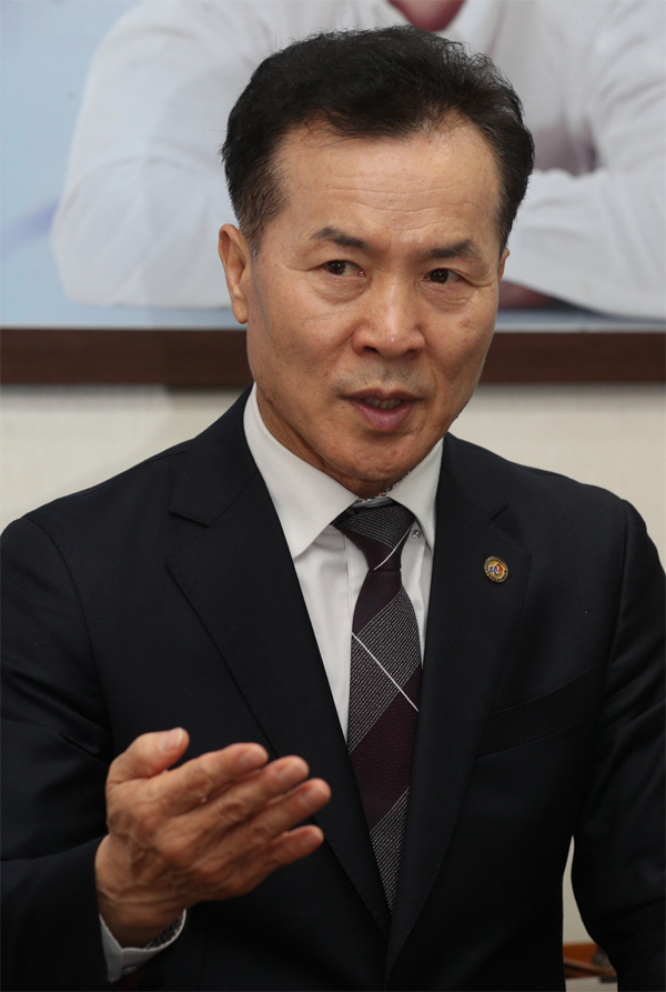 4. 형식적인 간담회를 넘어선 실질적 소통 4. 형식적인 간담회를 넘어선 실질적 소통