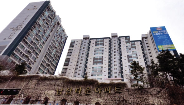 ‘임대동 넣냐, 빼냐’...남산타운 리모델링 1년째 제자리걸음