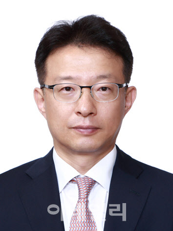 1. 李圭弘新基金運用本部長の任命背景と主要経歴 1. 李圭弘新基金運用本部長の任命背景と主要経歴