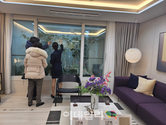 "중랑구 랜드마크 노린다"…'더샵 퍼스트월드 서울' 견본주택 가보니[현장]