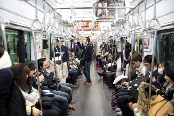 Korean Subway Culture