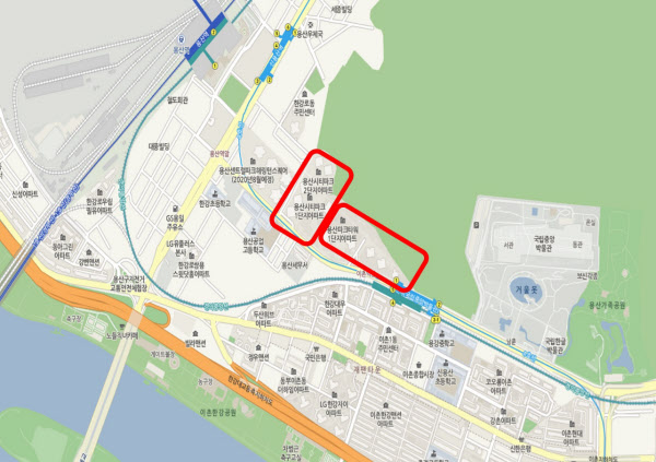 용산공원 내려다보는 10년 라이벌 아파트