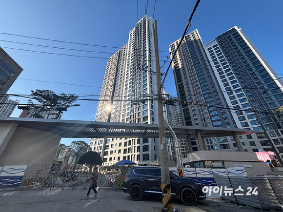 "분양가 대비 8억↑"⋯3월 입주 앞둔 '영등포자이' [현장]