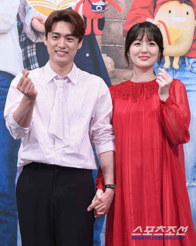 [오상진] Oh Sang-jin and Kim So-young Reveal Emotional Second Child Birth Journey on 'Stars' Top Recipe at Fun-Staurant'