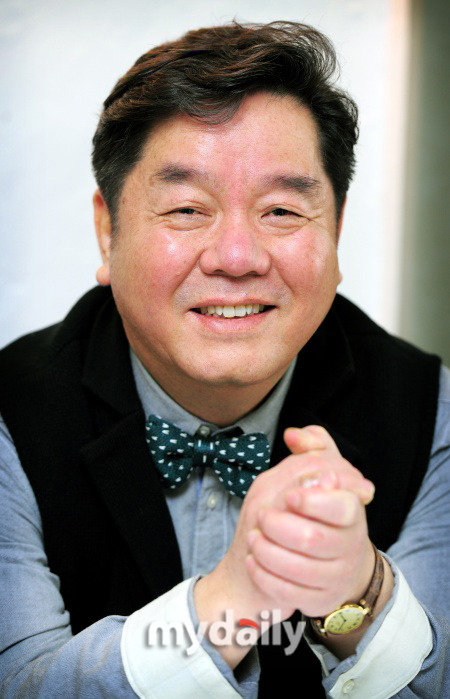 1. 王室の系譜の告白 1. 王室の系譜の告白