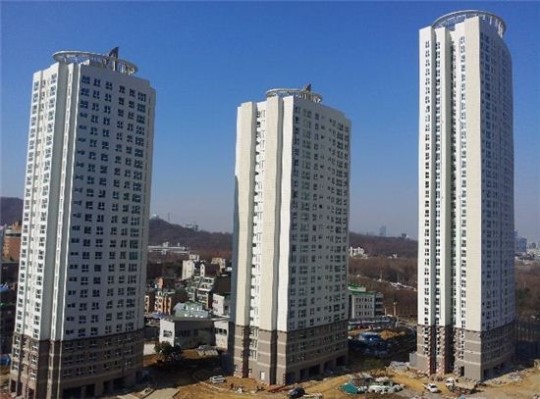 양재동 35층 아파트 등장에 일대가 ‘들썩’
