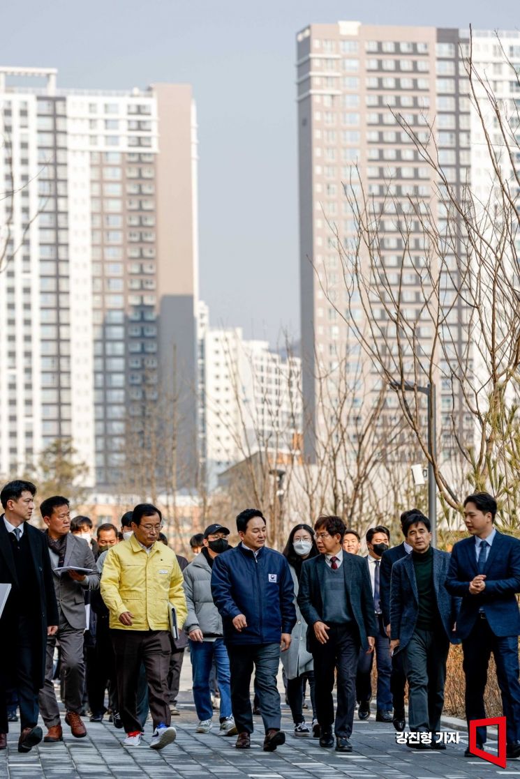[포토]하남 감일지구 민간임대주택 방문한 원희룡 장관