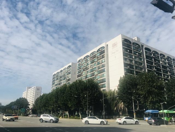 재건축 속도내는 장미아파트…"촘촘한 규제 뚫기는 숙제"