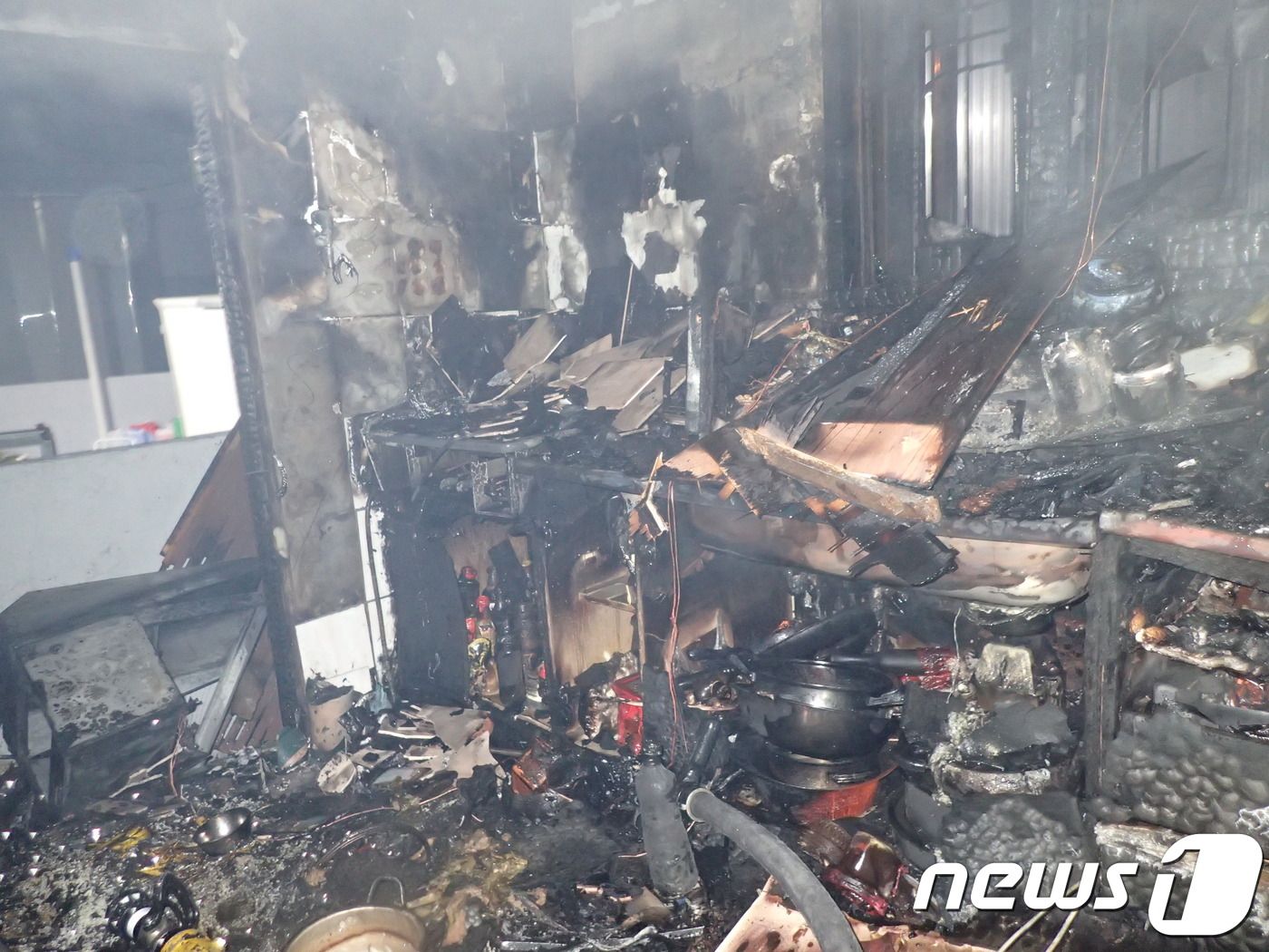 대전 대덕구 단독주택서 불…인명피해 없어