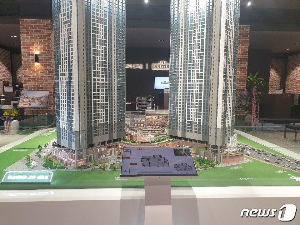 [분양현장+]고덕신도시 핵심입지…힐스테이트 고덕 센트럴 '관심집중'