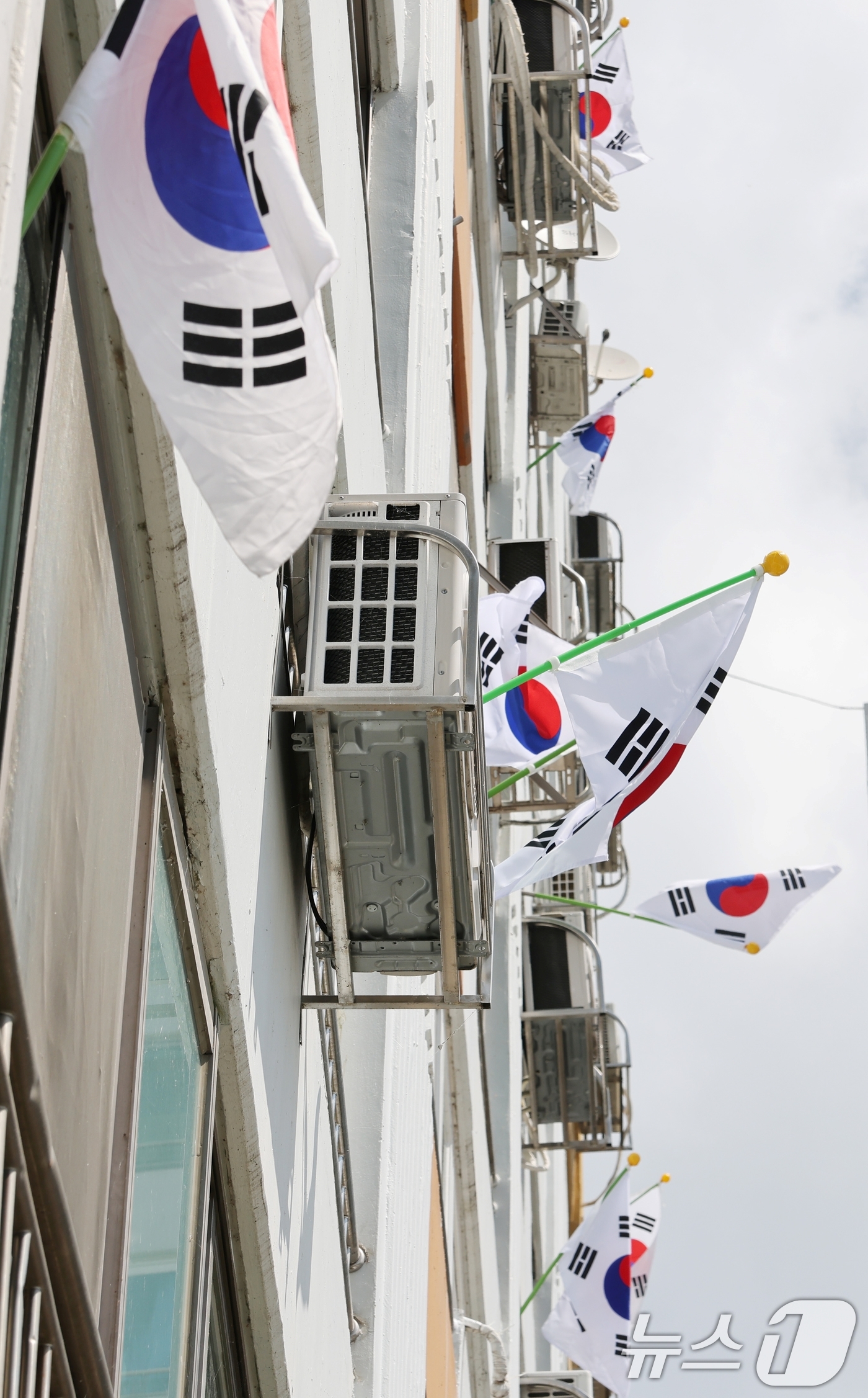 칠곡군 아파트 신축 vs 구축 — 2026 실거래