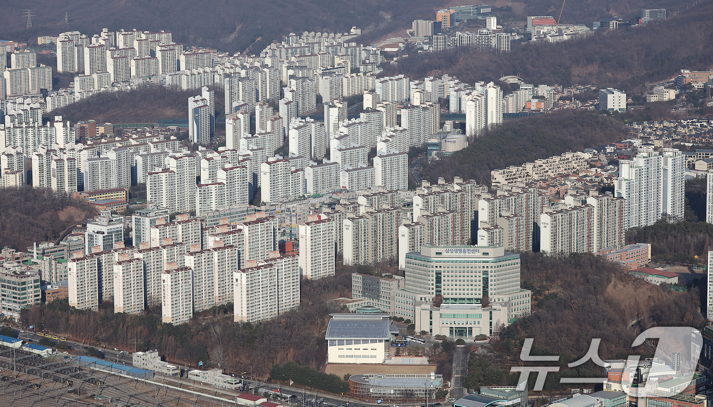 "집값 오르지도 않았는데 규제 웬 말"…불만 쏟아내는 용인 기흥 주민