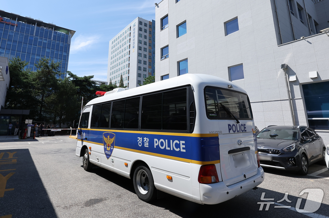 4. 警察の大規模捜査チームの運用と追加疑惑の捜査 4. 警察の大規模捜査チームの運用と追加疑惑の捜査