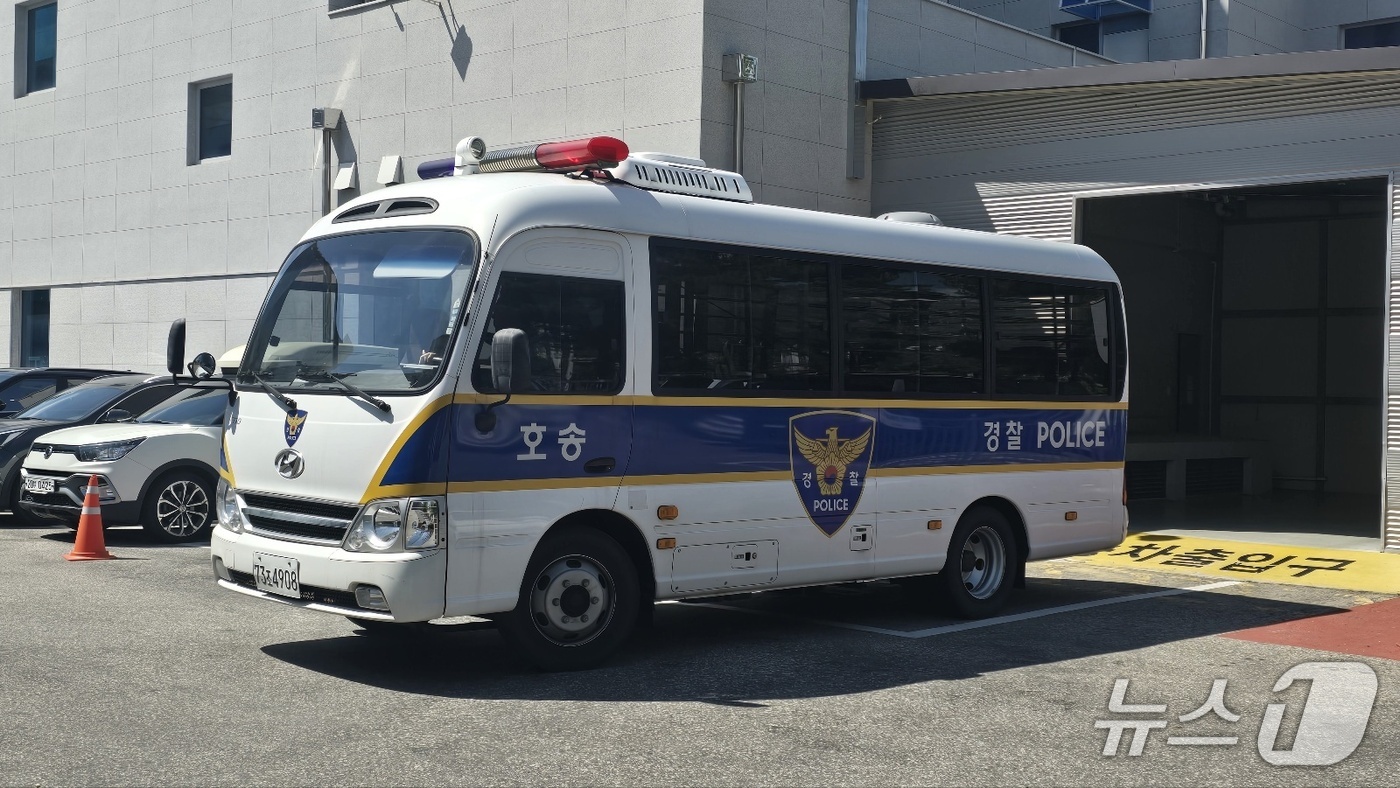 2. 惨憺たる犯行の全貌と被害者への誘導過程 2. 惨憺たる犯行の全貌と被害者への誘導過程