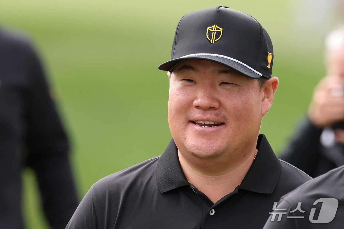 3. Jin-ho Kim and Si-woo Kim's Entry and Strategy