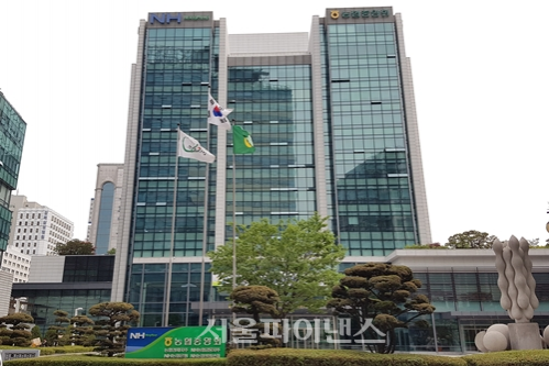 2. KB금융의 파격적인 세대교체와 업계에 미친 충격파