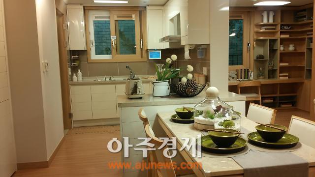프리미엄 브랜드 '한강센트럴자이 2차' 분양