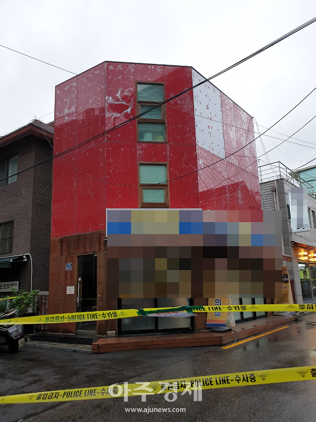 [포토] 태풍 '링링'이 휩쓴 자리...중구 신당동 건물 외벽 떨어져