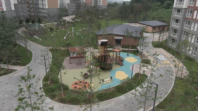 숲세권 랜드마크 아파트 '영종국제도시 화성파크드림' 입주 개시