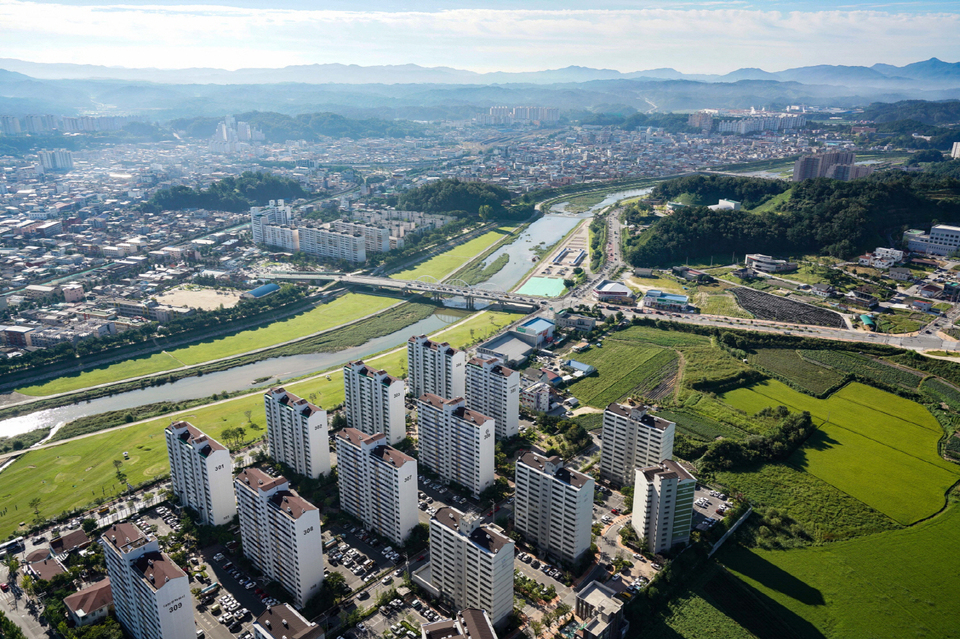 경북 영주시 아파트 실거래가 분석 — 단지별 시세·평당가·거래 동향 (2026)