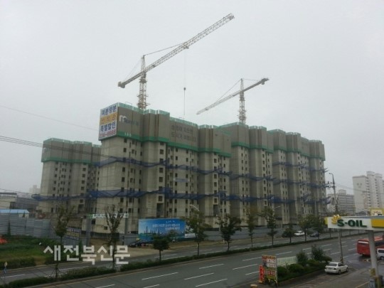 송정써미트 아파트 파격 할인 '눈길'