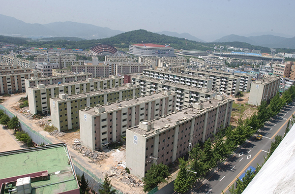 [경남을 기록하다] (64) 반송아파트