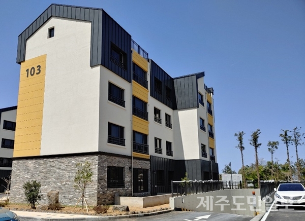 제주 유명 프리미엄 빌라 불법 사전분양 '물의'