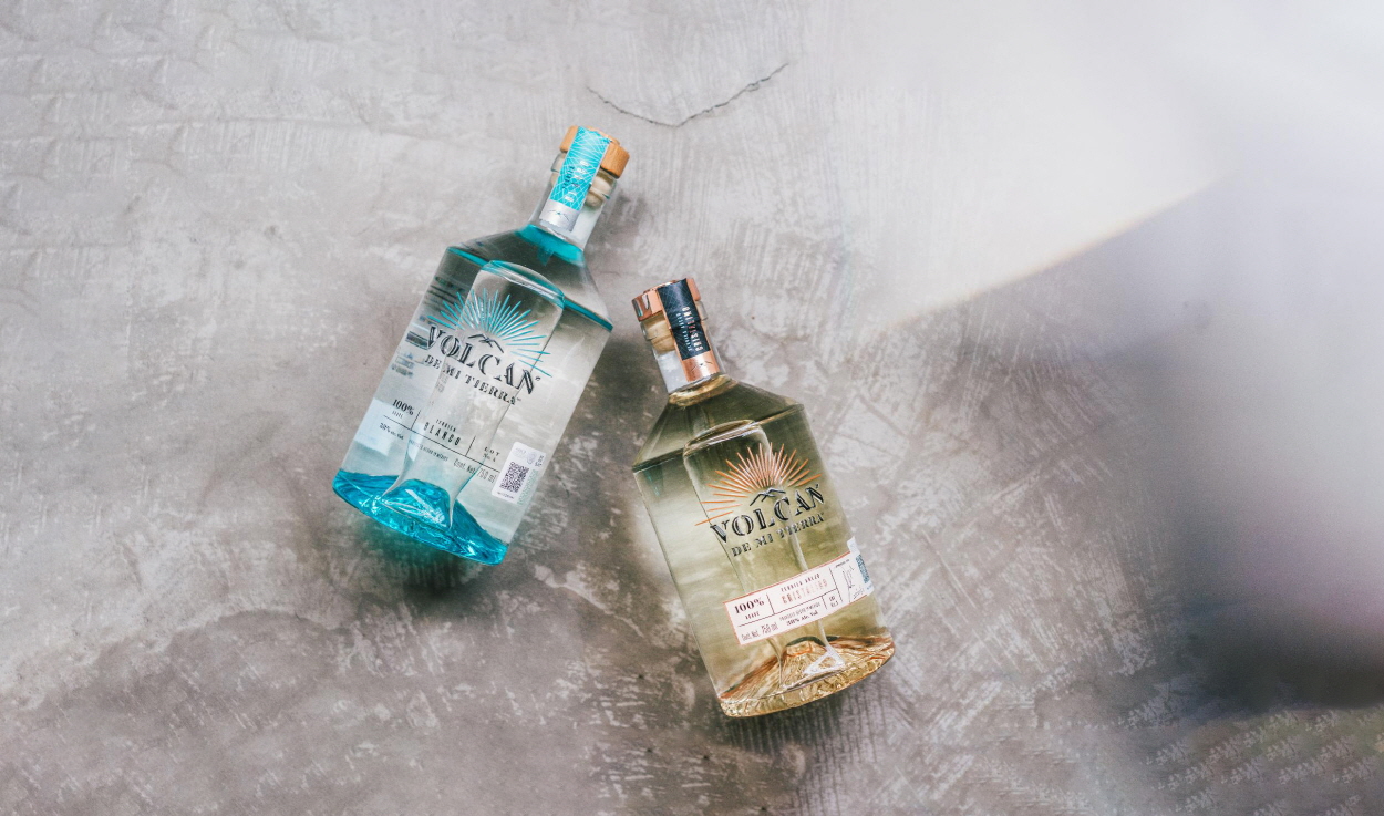 Volcan De Mi Tierra Cristalino Tequila (볼칸 데 미 티에라 크리스탈리노 데킬라)