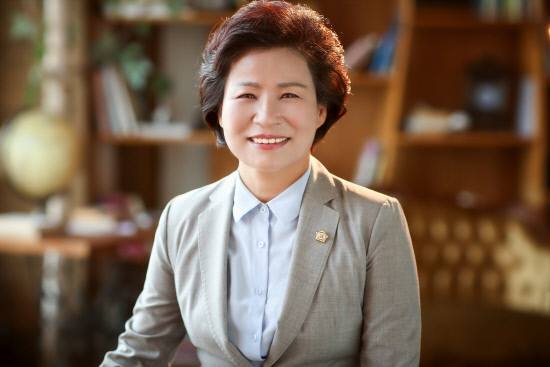 지방의원, 자성하고 거듭나야 한다 강길선(진주시의회 의원)