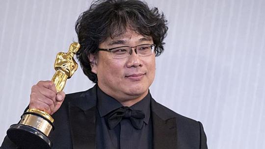 봉준호 감독