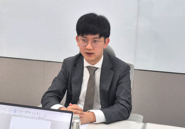 4. 중장기 환율 전망과 경제적 파급 효과 4. 중장기 환율 전망과 경제적 파급 효과