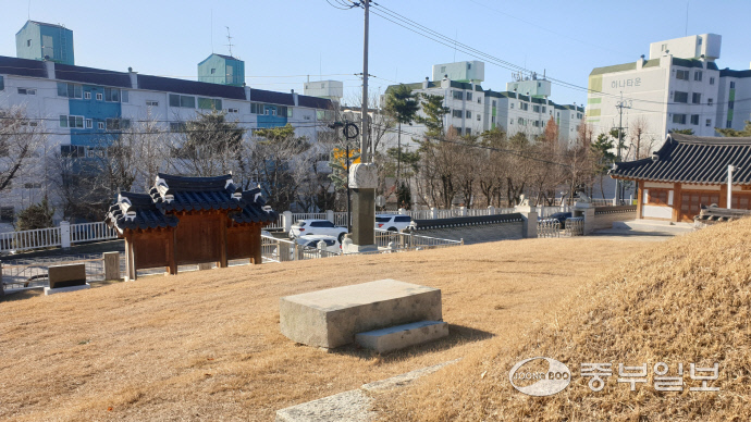 문화재 지정된 인천 연수구 동춘묘역, 재건축 앞둔 인근 아파트 주민들과 갈등