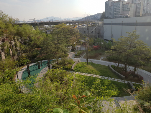 [아파트의 미학(美學)] 응봉산과 한강의 조화 '힐스테이트 서울 숲 리버'