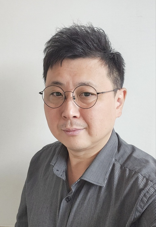 [새벽을 여는 사람들] 우진수 구로어르신돌봄통합센터장 “처우개선 절실”