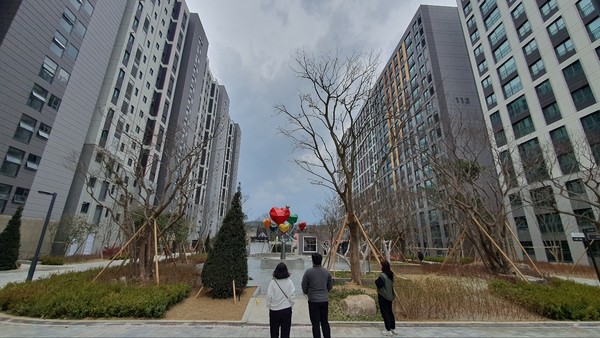 '현대힐스테이트 포항아파트' 4월 입주 앞두고 입주자 사전점검 실시