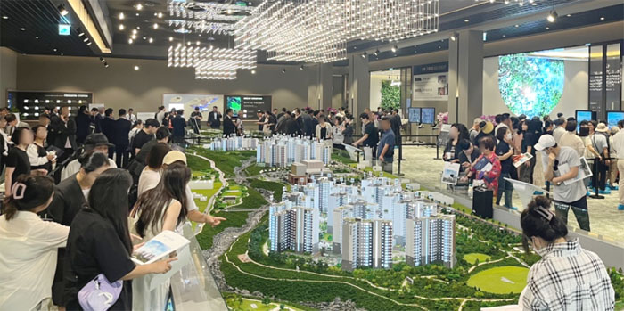 호반건설의 '위파크 제주' 견본주택에 1만 5천여 방문객 몰려