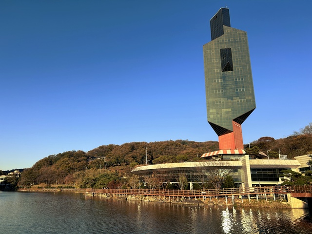 명암타워, 리모델링이냐 철거·신축이냐 팽팽