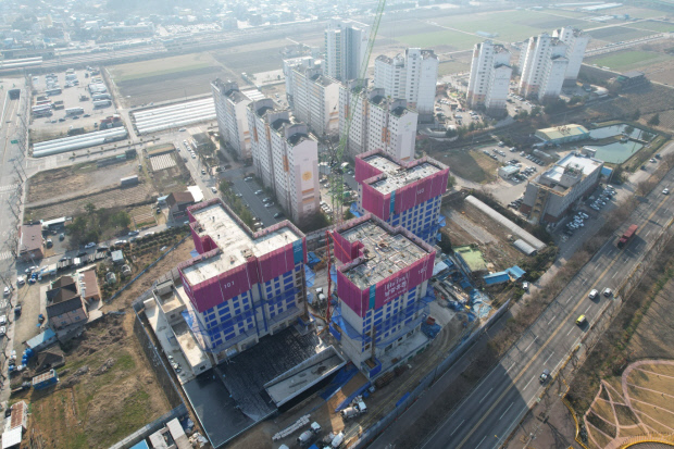 장성 남양휴튼 리버파크아파트 신축공사 ‘순조’